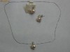 Lantisor,pandant,cercei /14 k aur alb,perle naturale si diamante