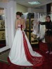 rochie de mireasa alb cu rosu-deosebita marimea 38-40