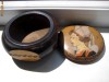 Caseta mica cu model rustic din  lemn sculptata si pirogravata cu cap de femeie