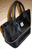 Geanta Tommy Hilfiger neagra, originala, inchidere cu magnet,