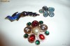 3 BROSE DEOSEBITE FASHION, VESELE , VIU COLORATE , POTRIVITE SI PENTRU MARTISOR