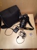Nikon D5000 - obiectiv 18-55mm f/3.5-5.6G, geanta, trepied si accesorii.
