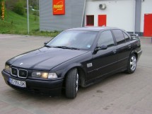 BMW 318 i foto