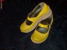 pantofi nr 36 galbeni 100% piele foto