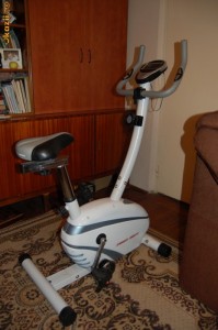 Bicicleta magnetica/ fitness/ medicinala foto