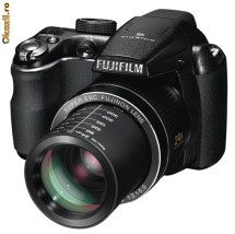 CAMERA FOTO DIGITALA FUJIFILM ULTRAZOOM FUJI S3200 BRIDGE 14MP ZOOM OPTIC 24X FILMARE HD NOU-NOUT IMPECABIL CU GARANTIE DE 24 LUNI!! + CARD 4GB CADOU!