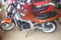 Motocicleta Suzuki GS500 /1994 .