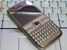 Nokia E72 photo Nokia E72