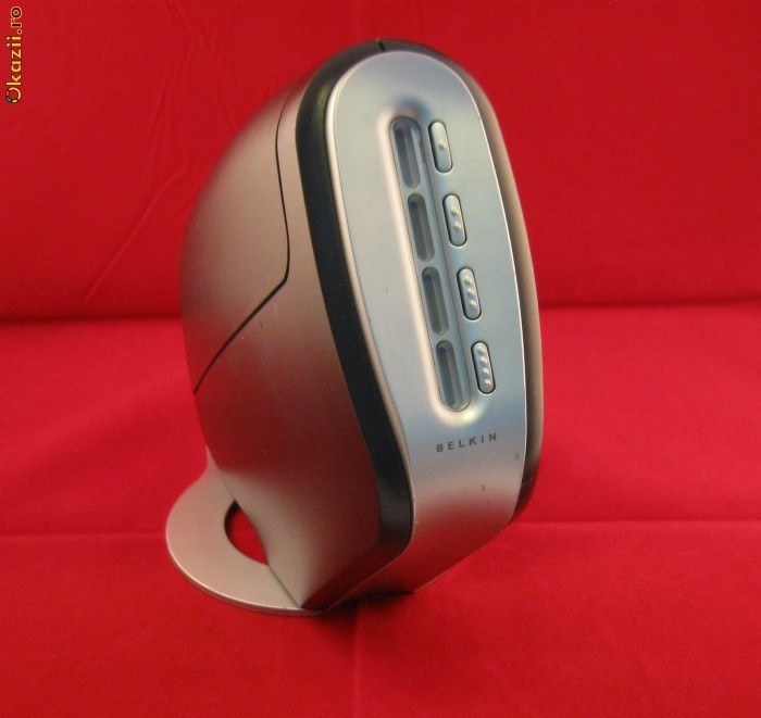 KVM + Audio 4 Porturi Belkin F1DS104P - Lucreaza la 4 PC-uri Simultan foto mare