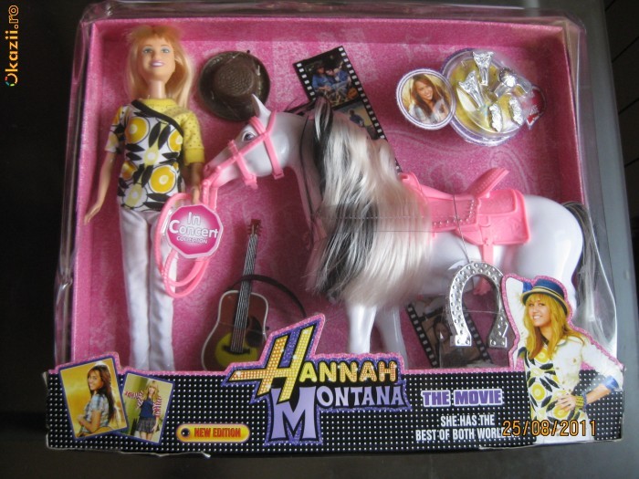 HANNA MONTANA AND HORSE-NOUA IN CUTIE SIGILATA foto mare