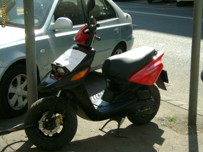 VAND YAMAHA MBK BOOSTER + BONUS CASCA NOUA MARIMEA 'M' foto mare