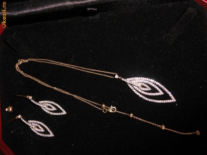 superb set aur galben 14K..austria..cercei si lantisor cu pandant ..12,11g foto mare