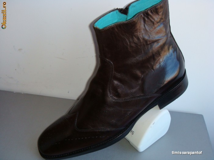 BOTINE BARBATI ROBERTO MORESSI IMPORT ITALIA PIELE SUPER CALITATE MARIMEA 43 LA PRETUL DE 190 LEI!!!!!!!!! foto mare