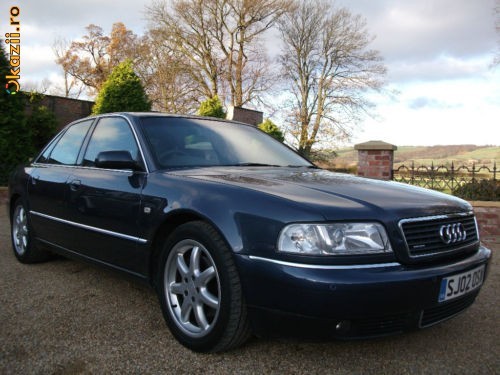 audi a8 foto mare