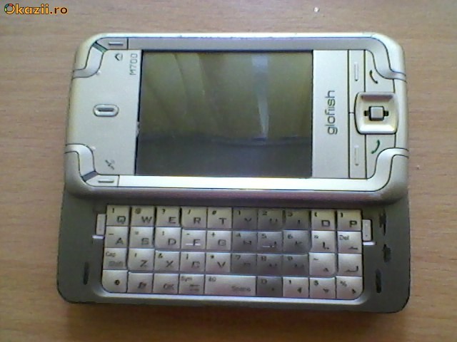 windows mobile Glofiish M700 foto mare