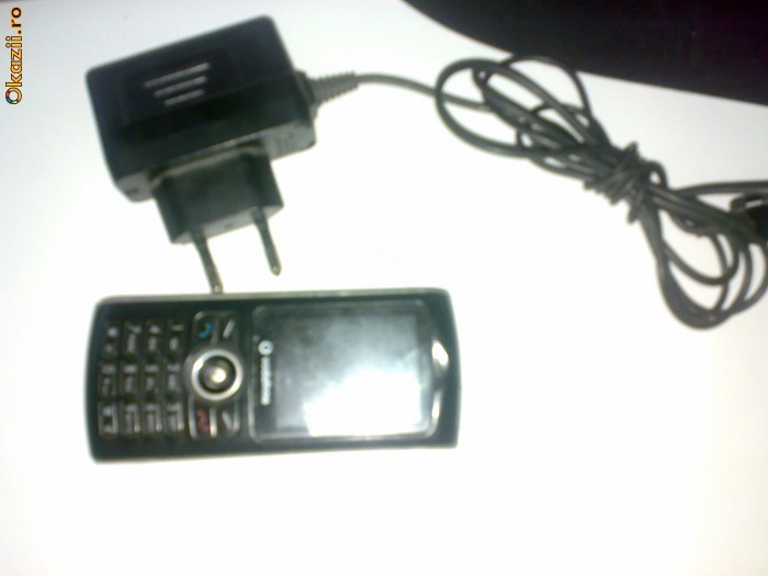 vand telefon vodafone Sharp foto mare
