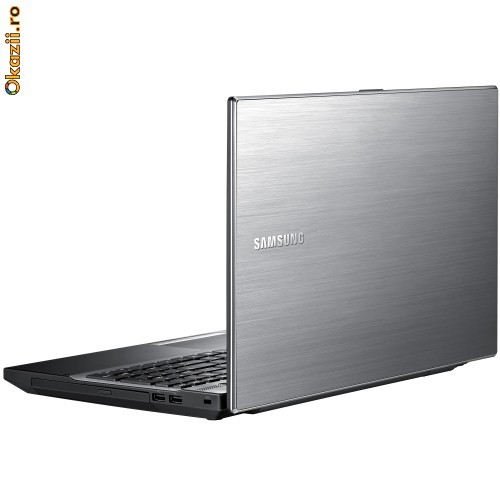 Notebook/Laptop Samsung 300V5Z, Intel Core Sandy Bridge i7-2630QM 2.0GHz quad core, 4GB, 500GB, nVidia GeForce GT520MX 1GB, 15.6 LED,NOU-SIGILAT! foto mare