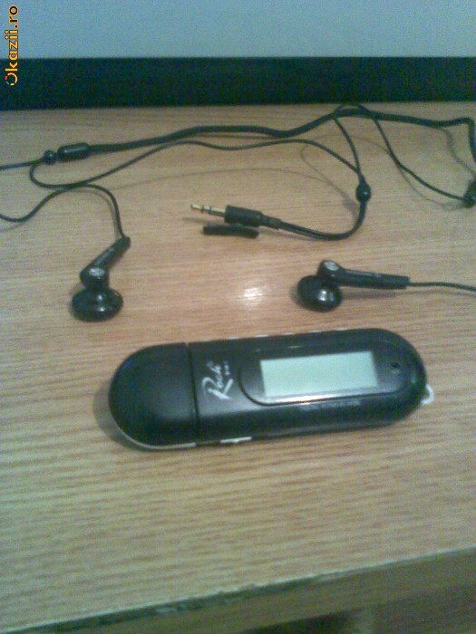Mp3 iRock casti Samsung foto mare
