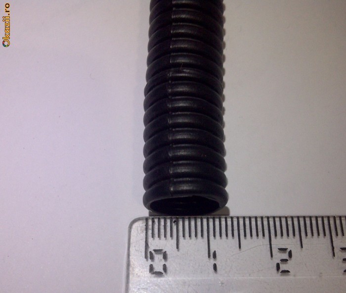 Tub PVC flexibil, bergman, gofrat, copex, spiralat 13mm(diam exterior) cu 9mm (diam interior)) foto mare Tub PVC flexibil, bergman, gofrat, copex, spiralat 13mm(diam exterior) cu 9mm (diam interior)) foto mare