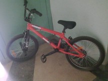 Vand Bicicleta Bmx nou Pret:750 RON ! foto
