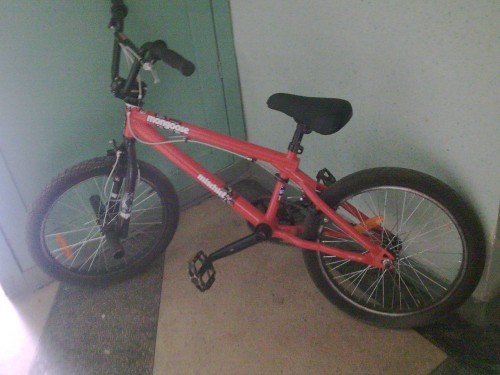 Vand Bicicleta Bmx nou Pret:750 RON ! foto mare