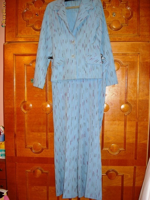 Oferta -Costum mar.38-40 - redus de la 65 la 55 RON ! foto mare