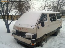 nissan vanete foto