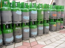 Freon R404a    pret 40 ron/kg