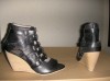 SUPER OFERTA! Pantofi/botine decupate BRONX superbe, piele 100 % integral,talpa ortopedica foarte comode si usoare, noi, Sz 39 !