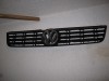 Grila cu semn VW Passat B5