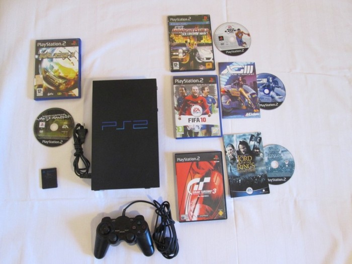 Oferta Play Station 2 - CONSOLA PS2 + CARD MODAT + CONTROLER + 7 JOCURI PlayStation 2 Cel mai mic pret !!! foto mare Oferta Play Station 2 - CONSOLA PS2 + CARD MODAT + CONTROLER + 7 JOCURI PlayStation 2 Cel mai mic pret !!! foto mare