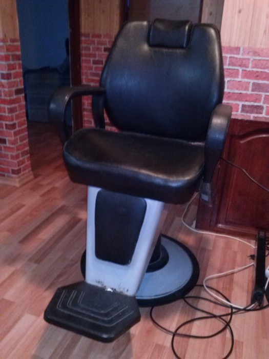 Vand scaun scaune coafor frizerie frizer salon foto mare Vand scaun scaune coafor frizerie frizer salon foto mare