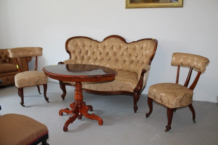 LICHIDARE STOC, REDUCERI 20-40 %. Salon ROCOCO deosebit! foto mare LICHIDARE STOC, REDUCERI 20-40 %. Salon ROCOCO deosebit! foto mare